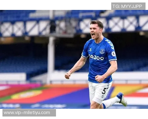 尼基巴特之子鲁本首次首发为索尔福德城打入两球展现出色表现